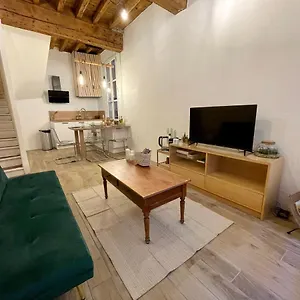  Casa vacanze La Roquette Me Taquine